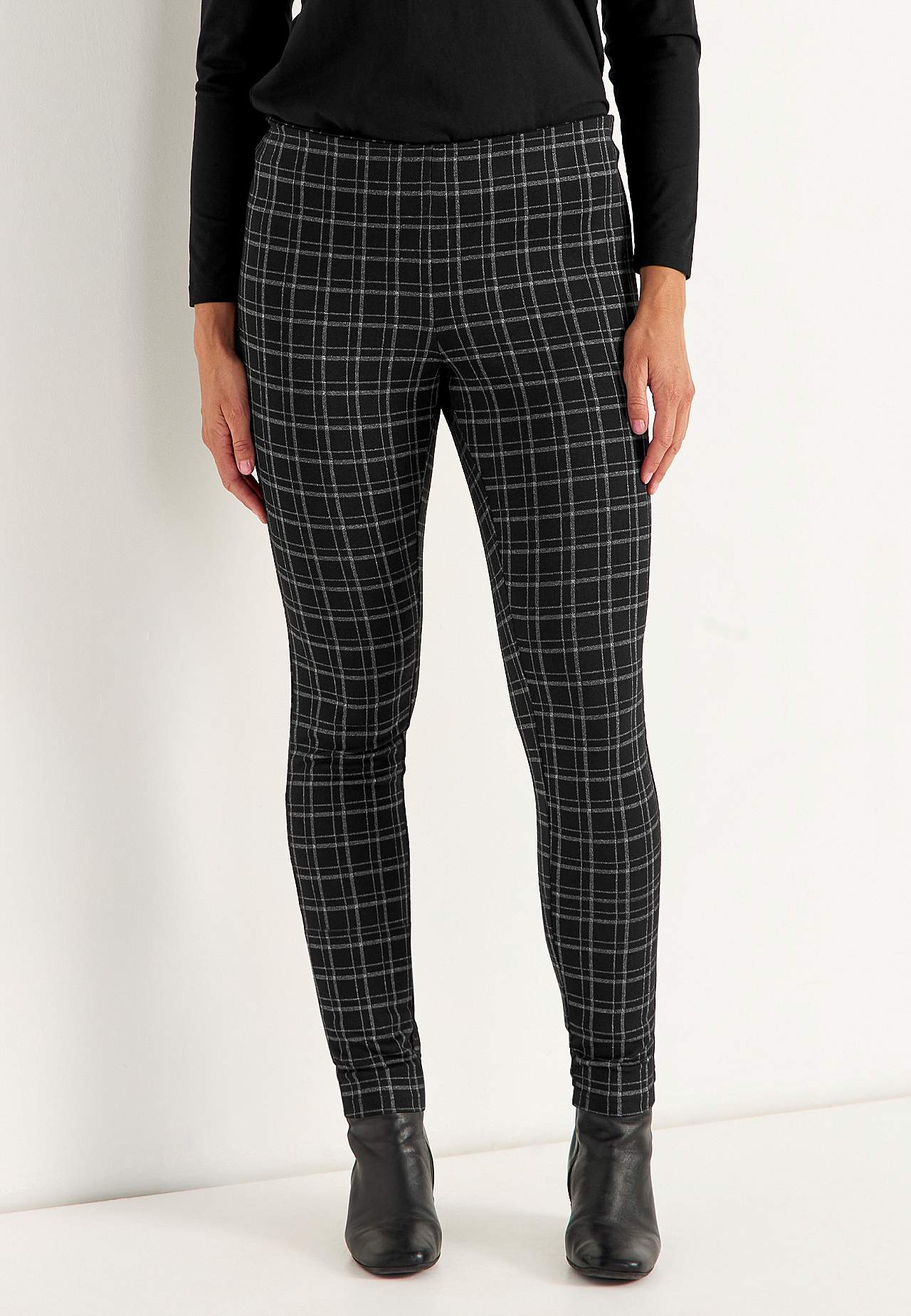 Legginsy we wzorze żakardowym