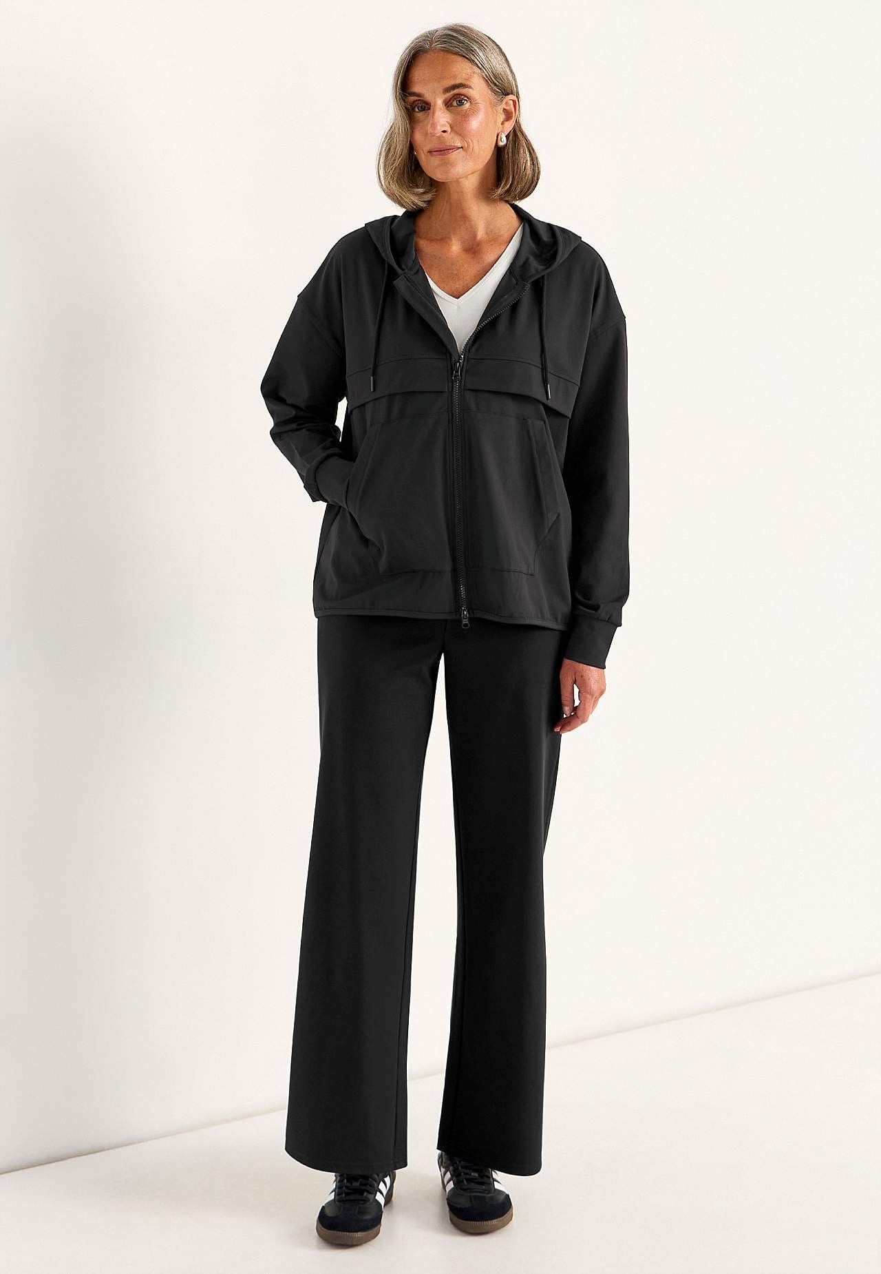 Wszechstronna kurtka z kapturem Daria