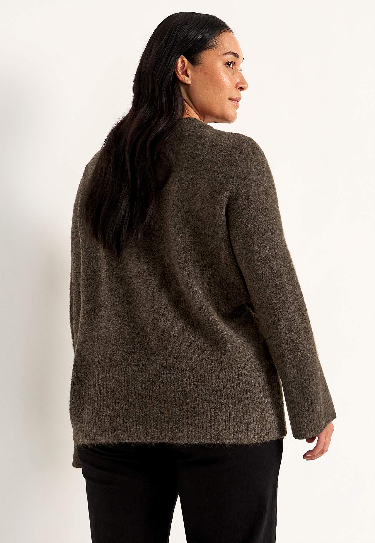 Dzianinowy sweter z okrągłym dekoltem