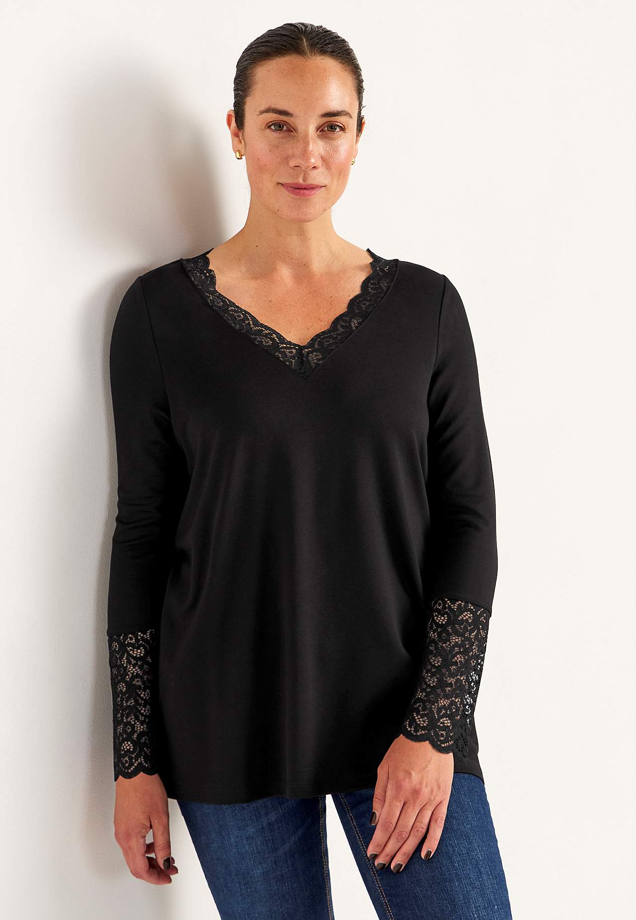 Tunika z dżerseju z koronkowymi detalami