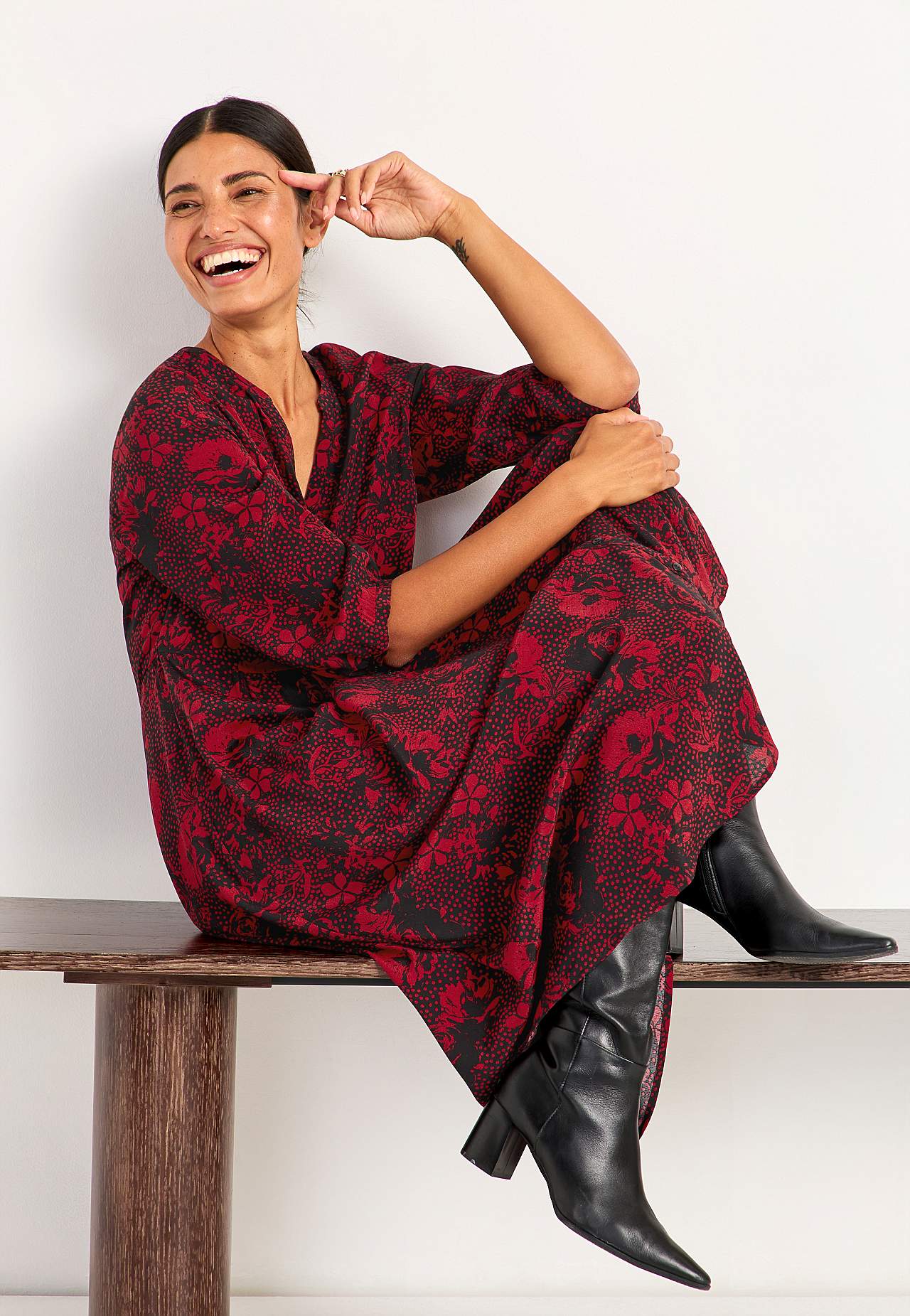 Sukienka z wiskozy w kwiaty