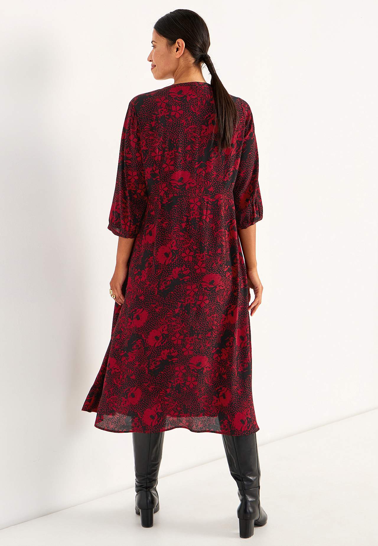 Sukienka z wiskozy w kwiaty