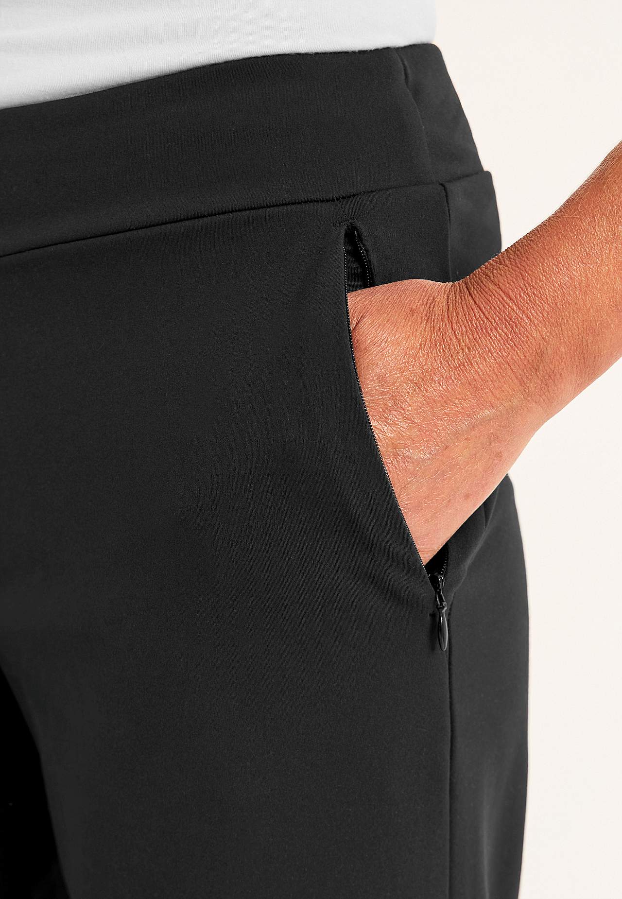 Wszechstronne i szerokie spodnie z dżerseju Daria