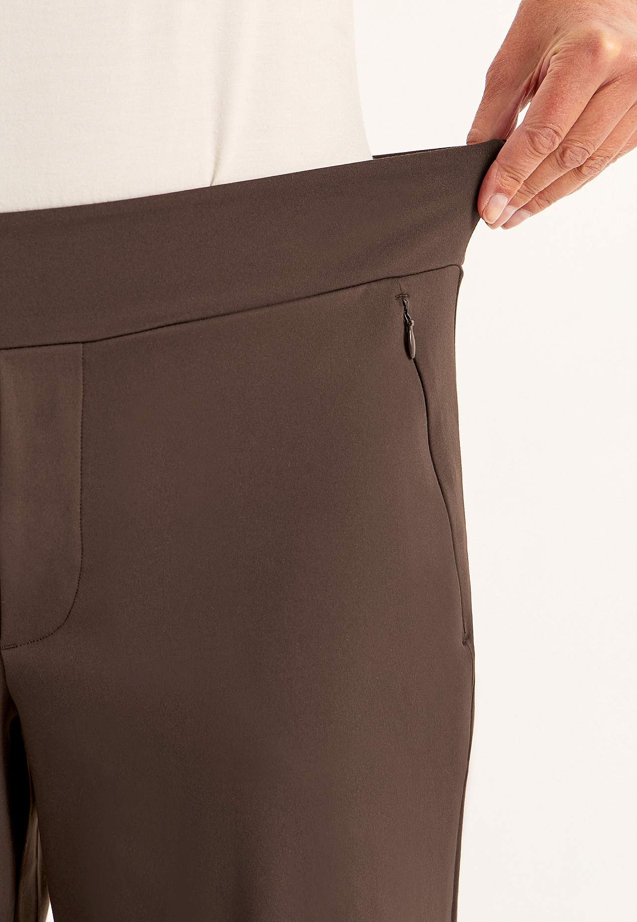 Wszechstronne i szerokie spodnie z dżerseju Daria