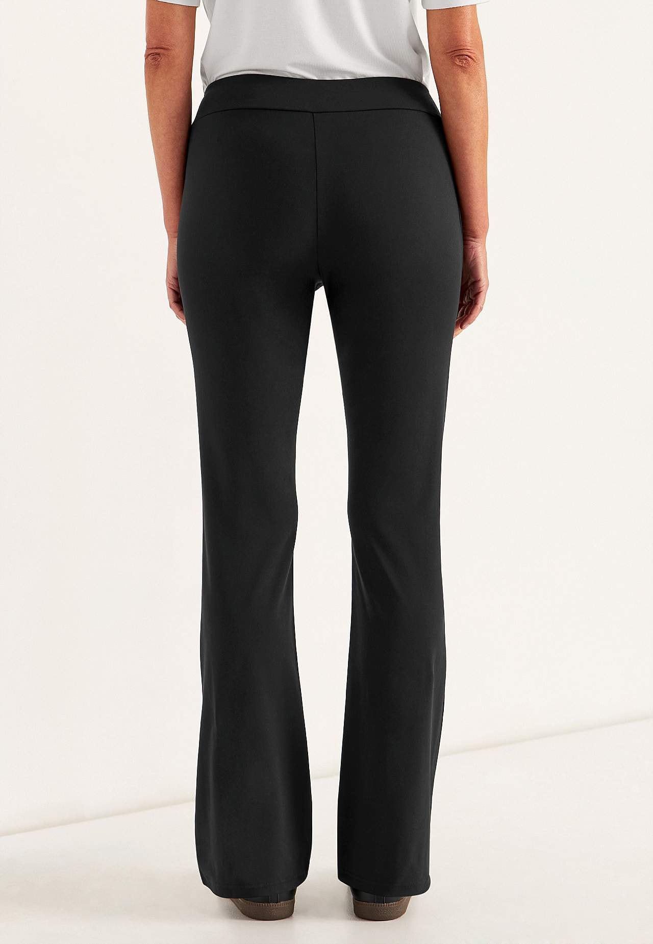 Wszechstronne spodnie z dżerseju bootcut Daria