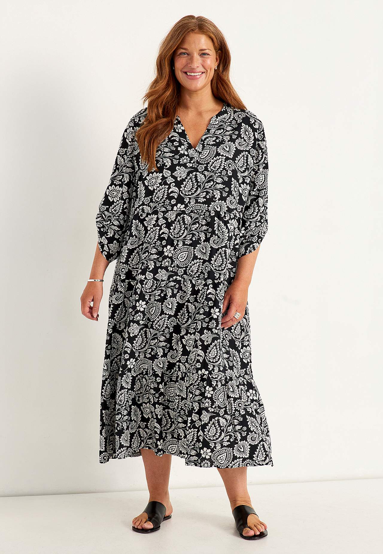 Sukienka z falbankami