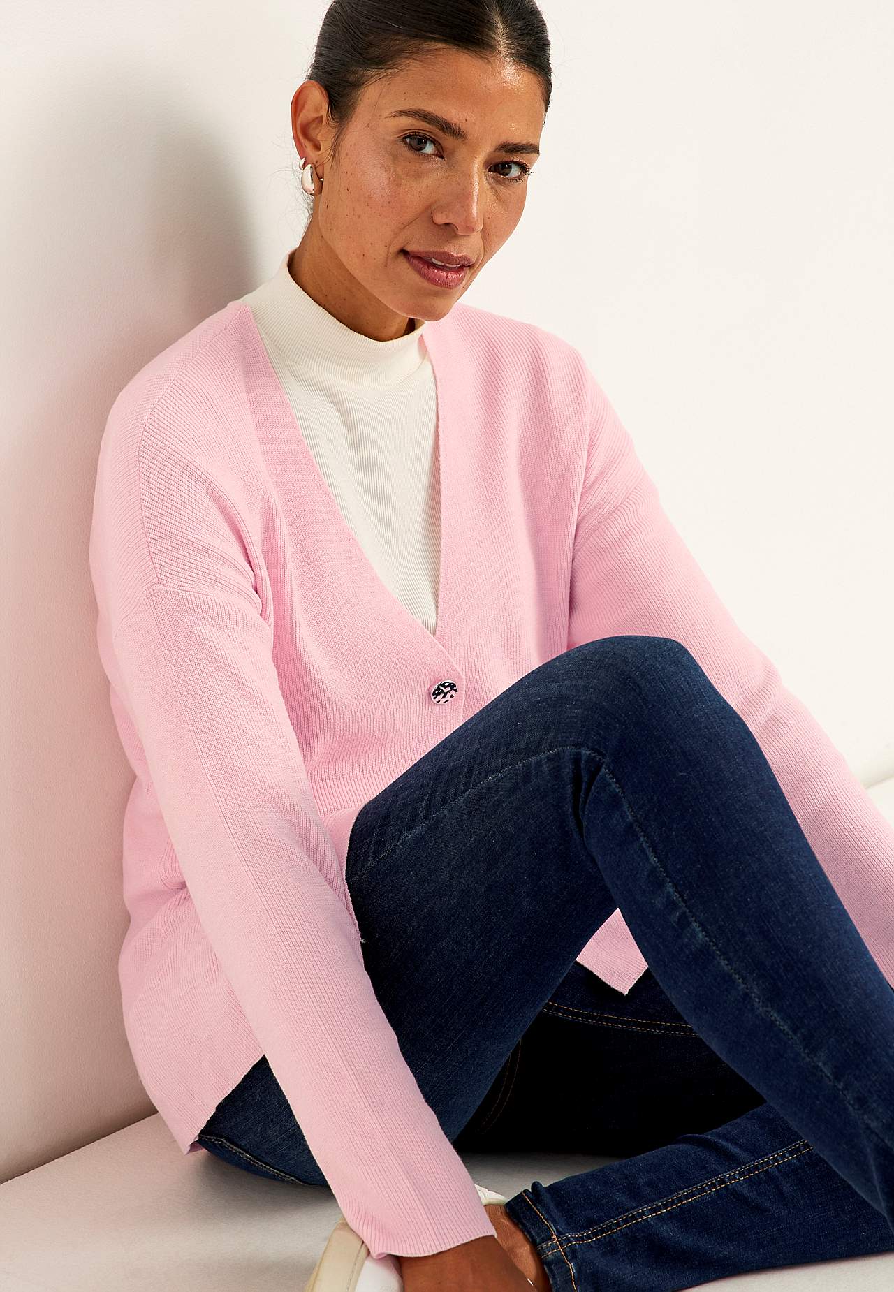 Rozpinany sweter cienko dziergany