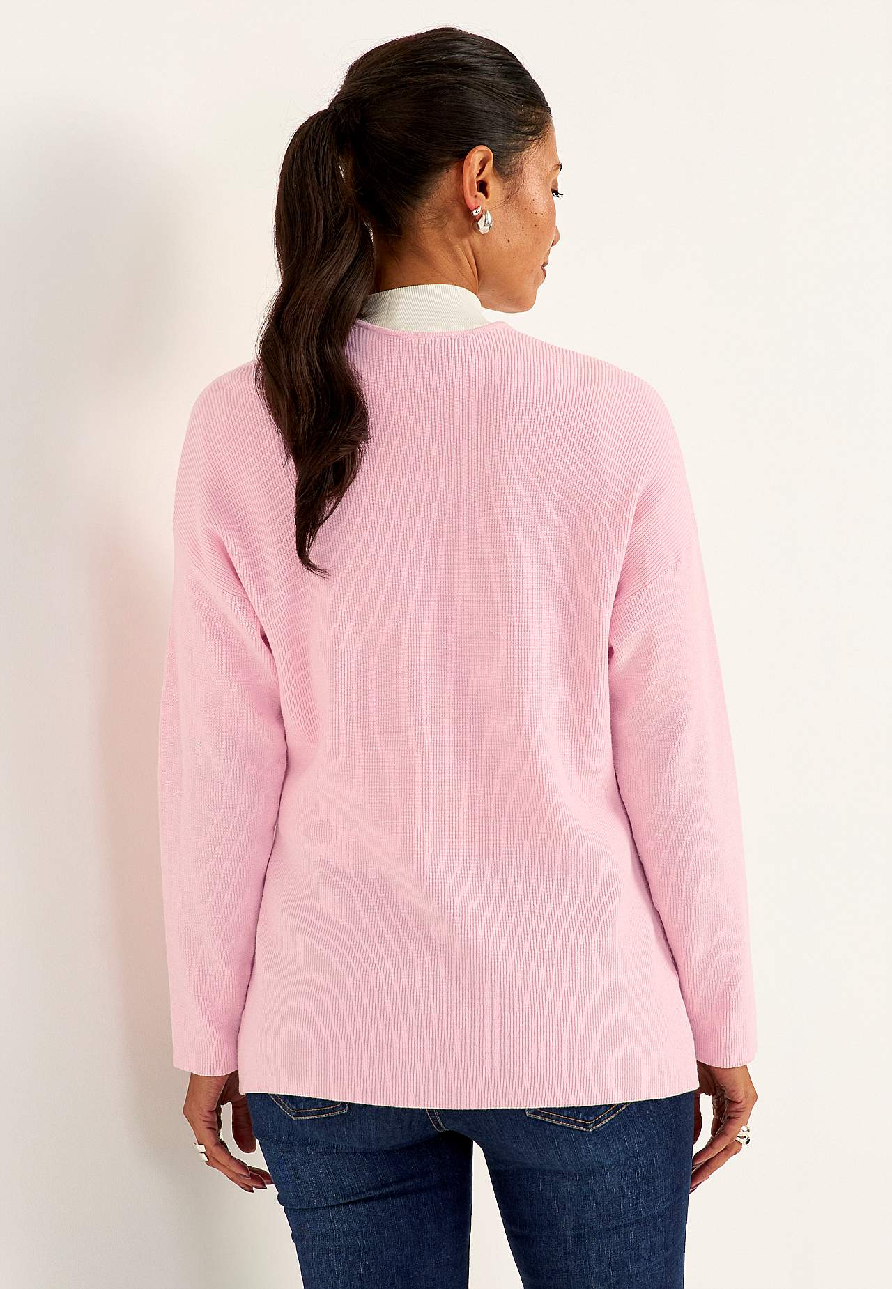 Rozpinany sweter cienko dziergany