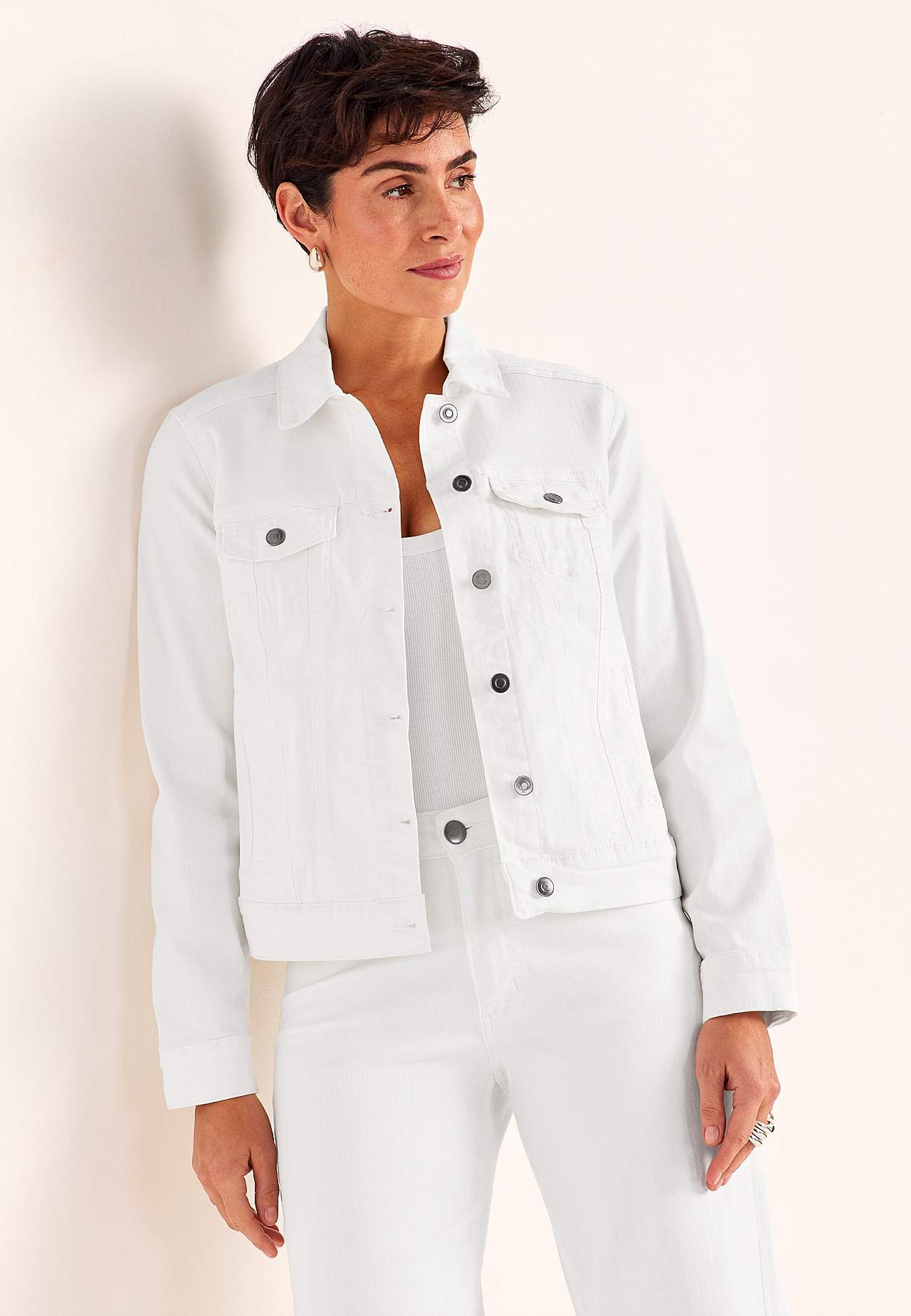 Elastyczna kurtka jeansowa