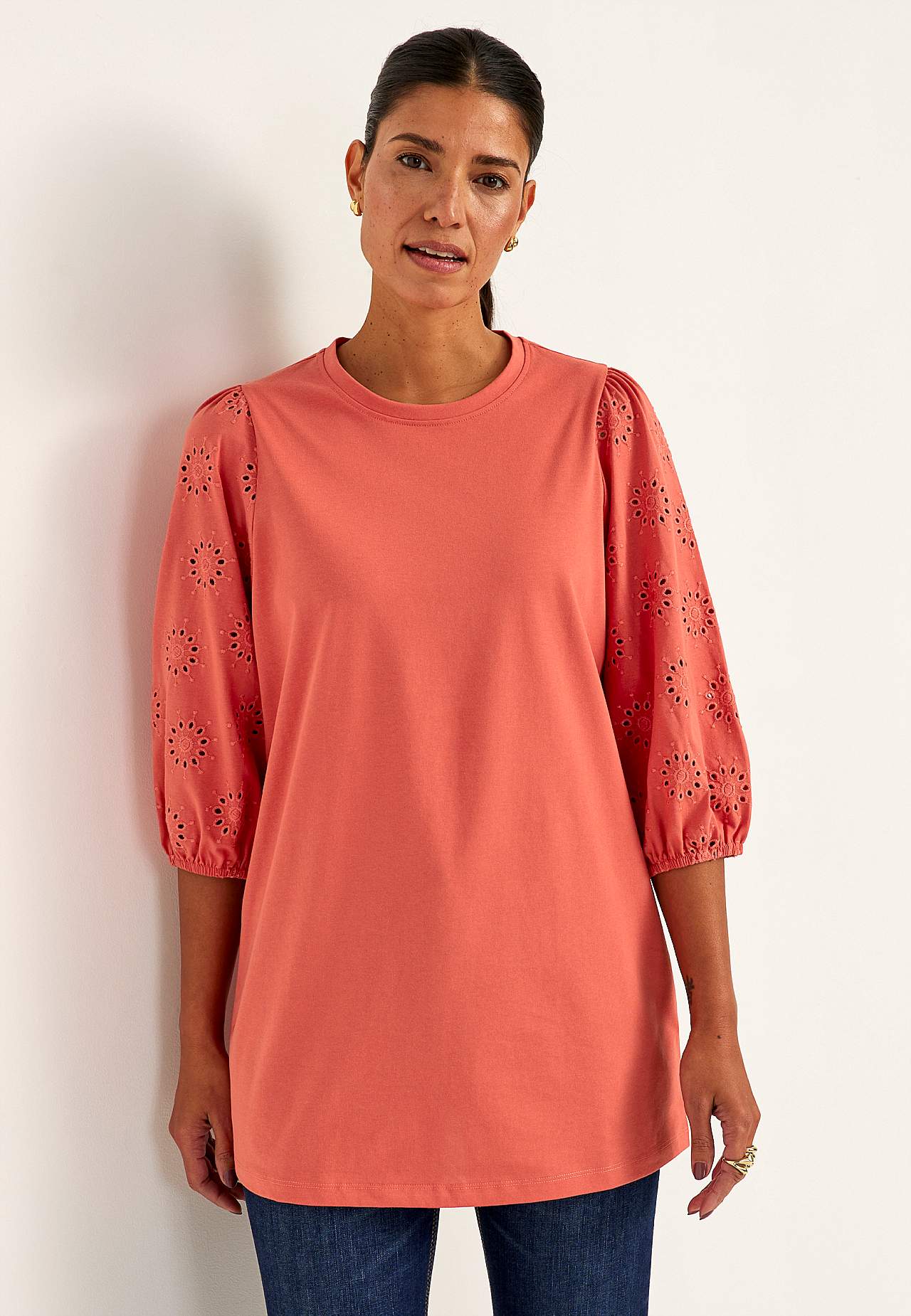 Tunika z dżerseju z haftowanymi rękawami