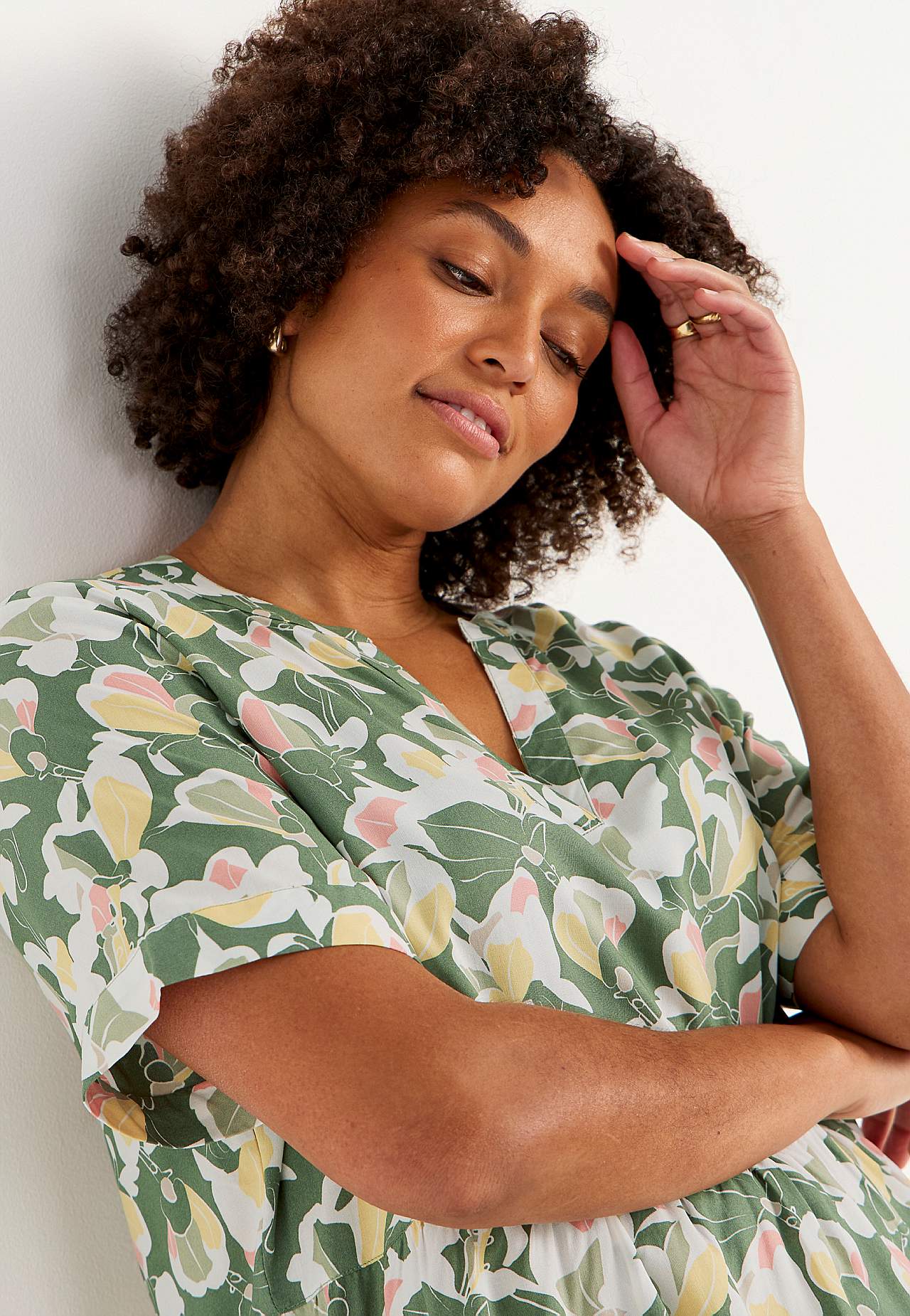 Sukienka z wiskozy z falbanką