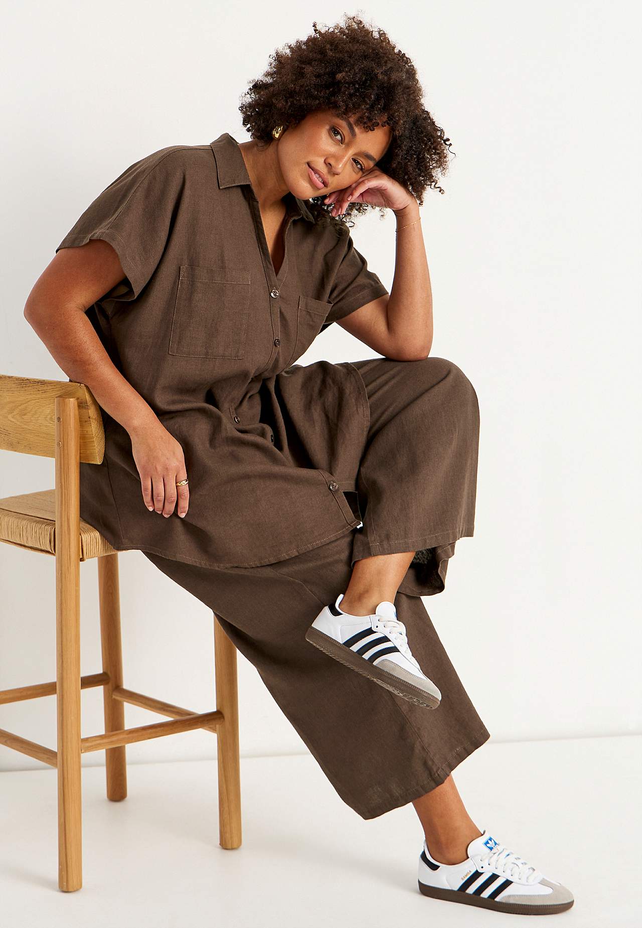 Lniana tunika z kieszeniami