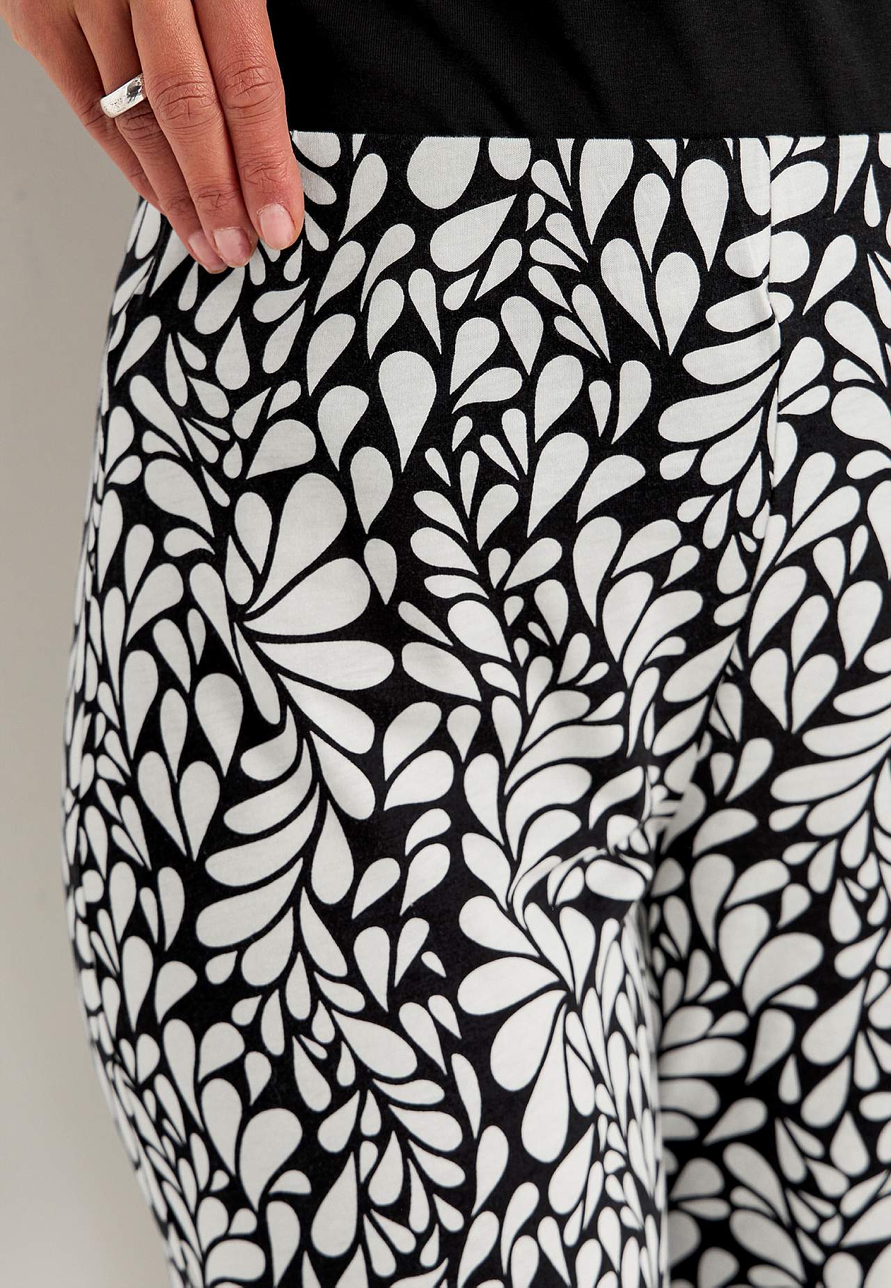 Spódnicospodnie z dżerseju