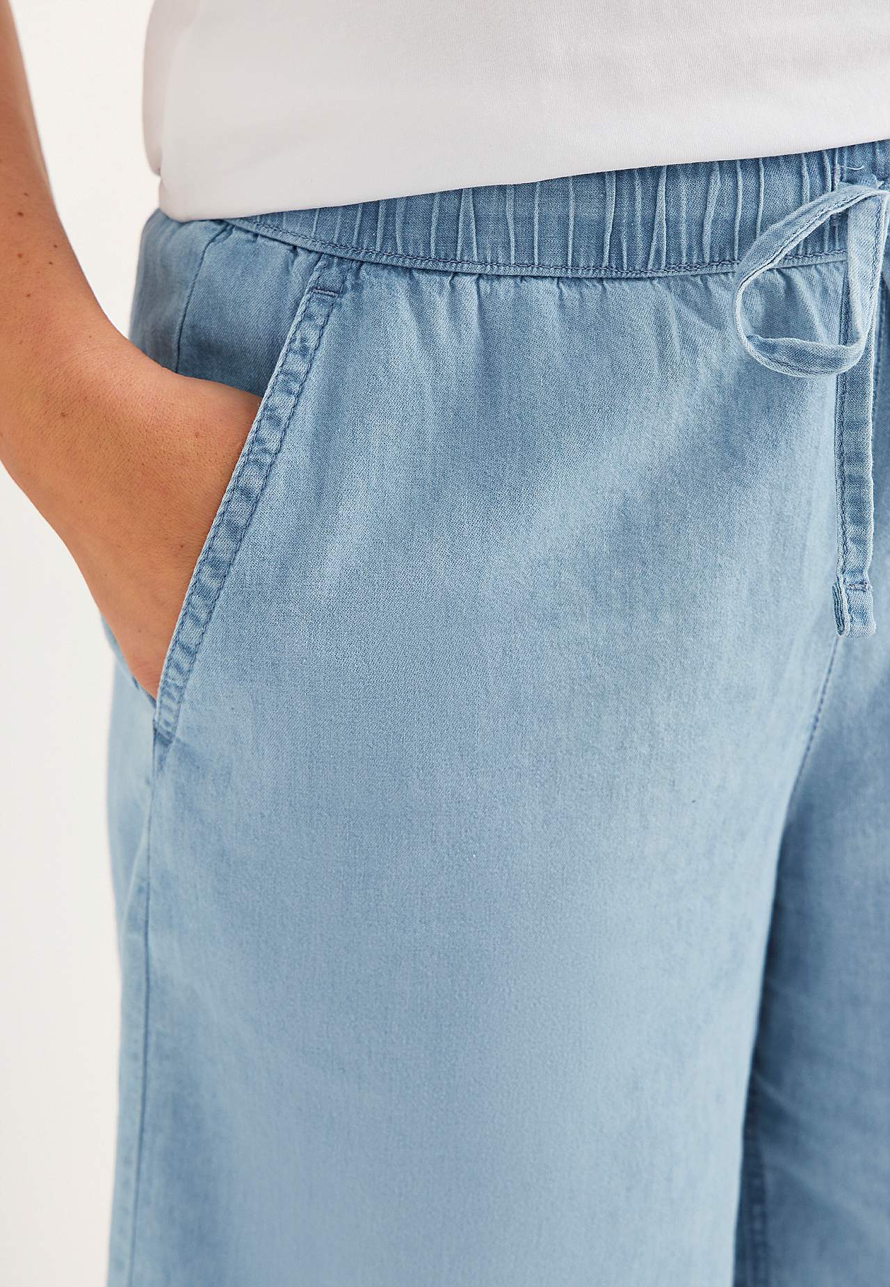 Super miękkie szorty jeansowe