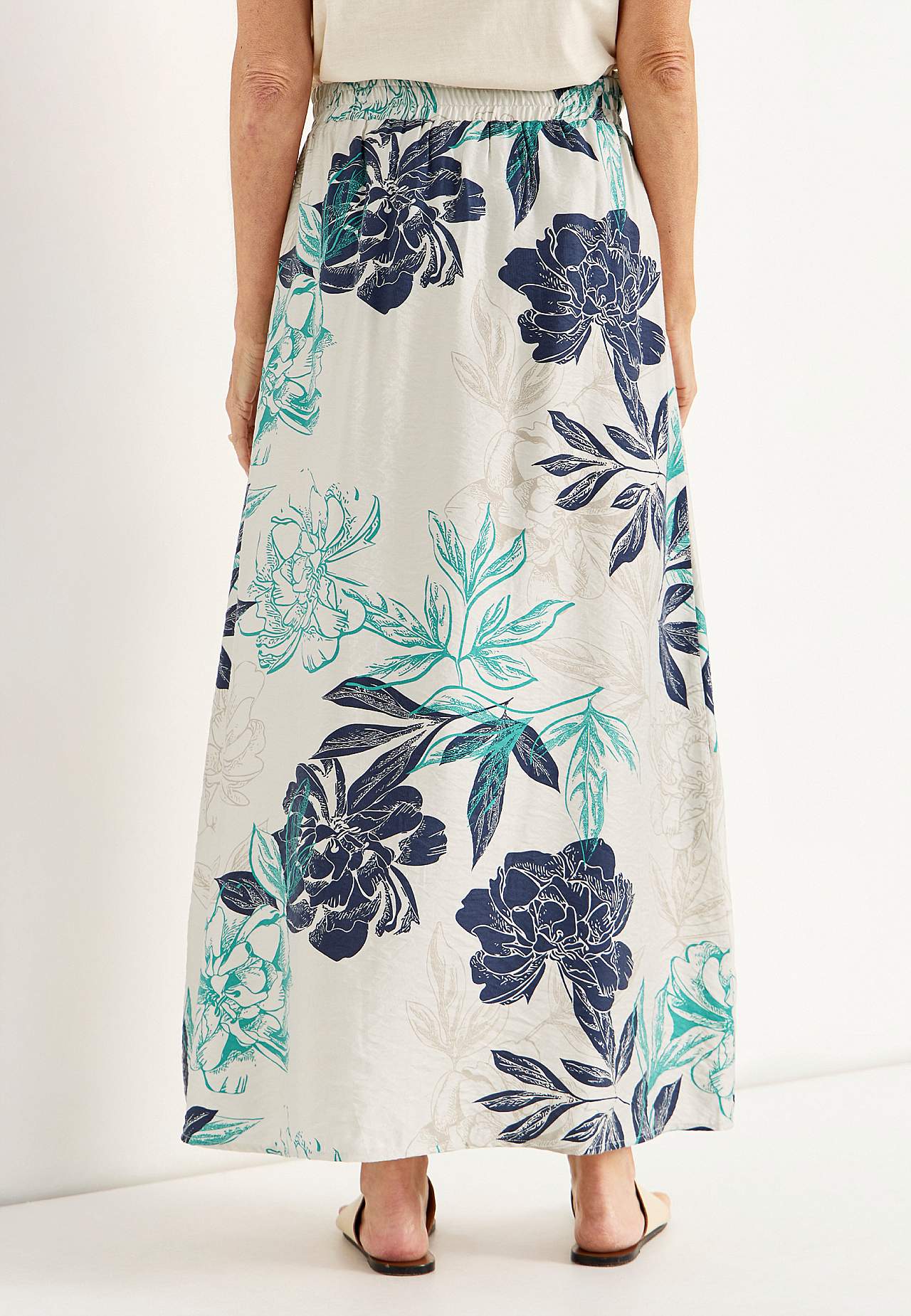 Kwiecista spódnica z kieszeniami