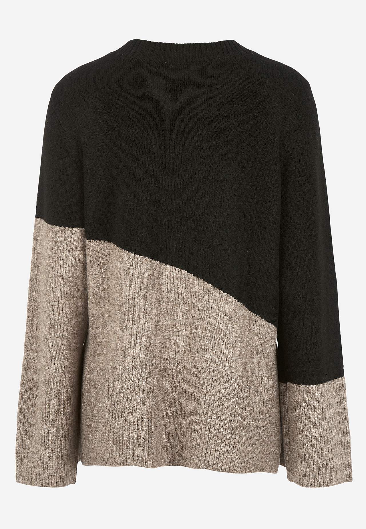 Dzianinowy sweter z rozcięciami
