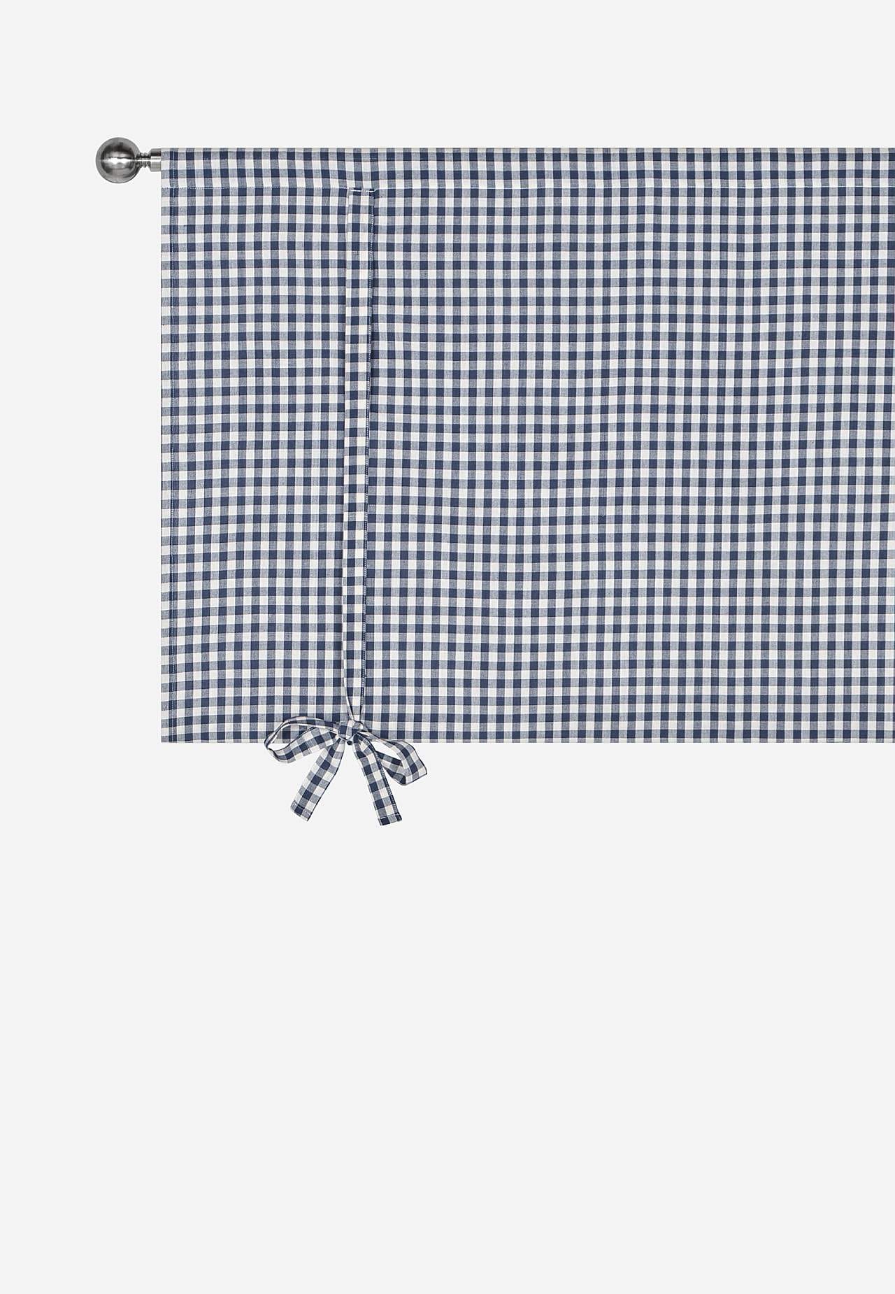 Tkana i kraciasta roleta rzymska