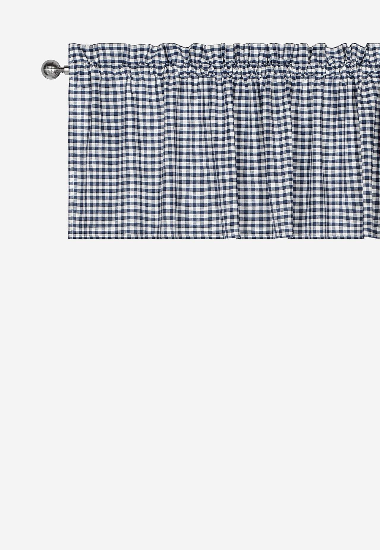 Tkany i kraciasty lambrekin