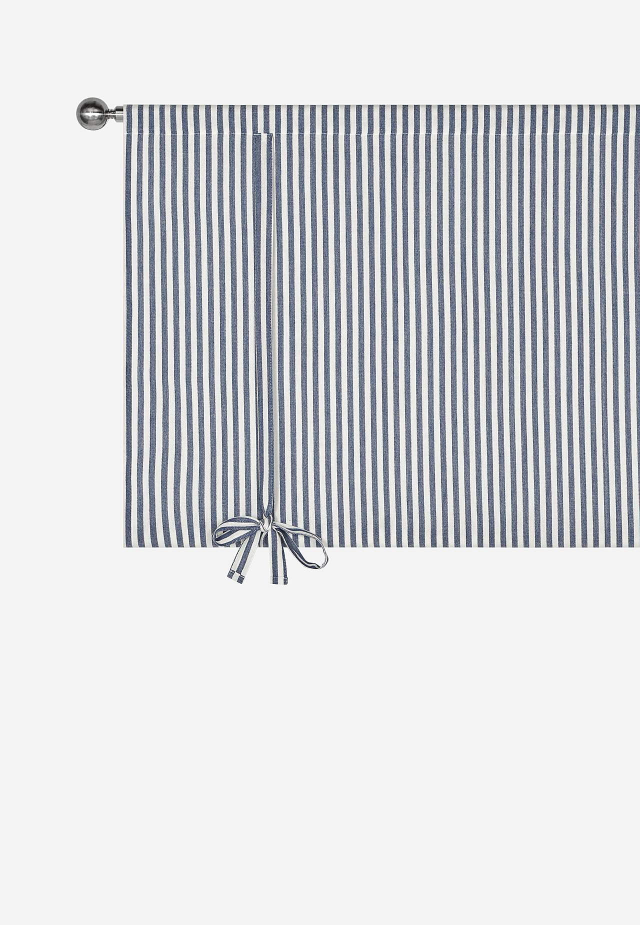 Tkana i pasiasta roleta rzymska